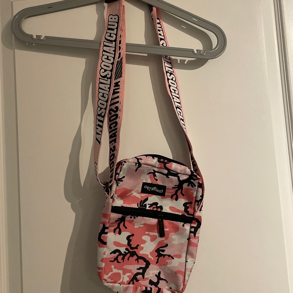 NEW ASSC Cross body bag
